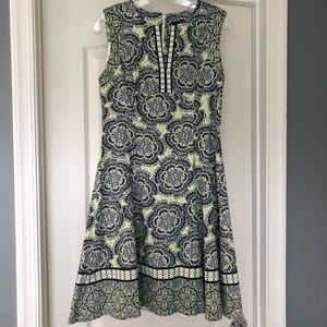 Maggie London Sz 6 sleeveless dress